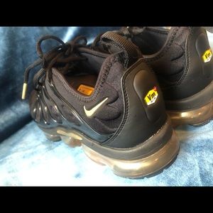 Men’s Nike Vapor Max Size 9